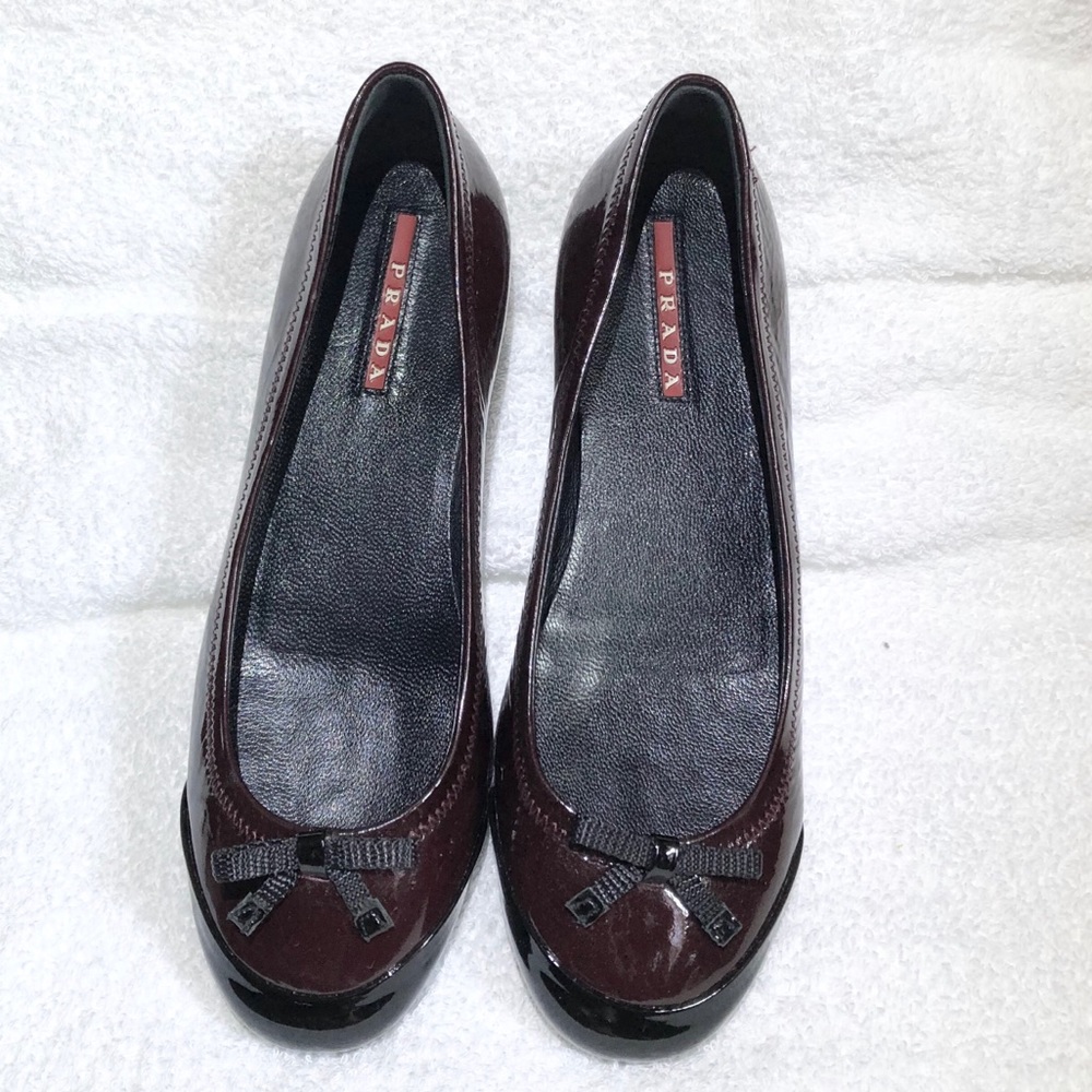 Prada flats patented black burgundy
